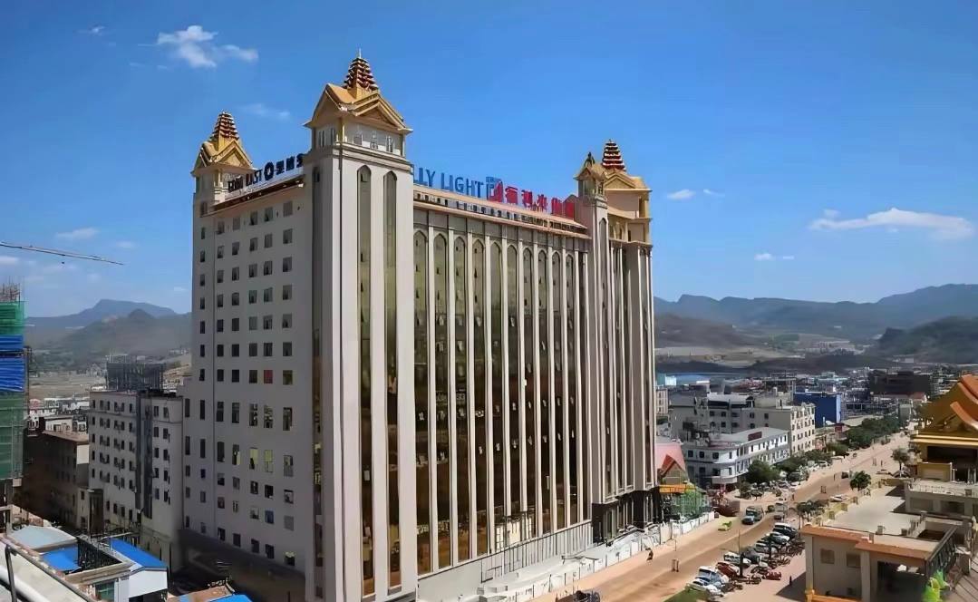 果博福布斯游戏客户端 - 机械纪元